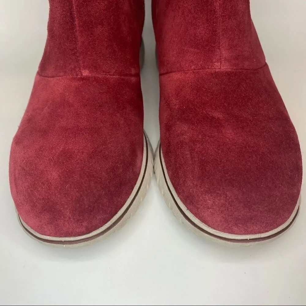 Sorel Cozy Short Snow Boot
